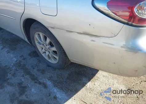 2004 Lexus Es 330 из США, поврежденный, VIN JTHBA30G840009697